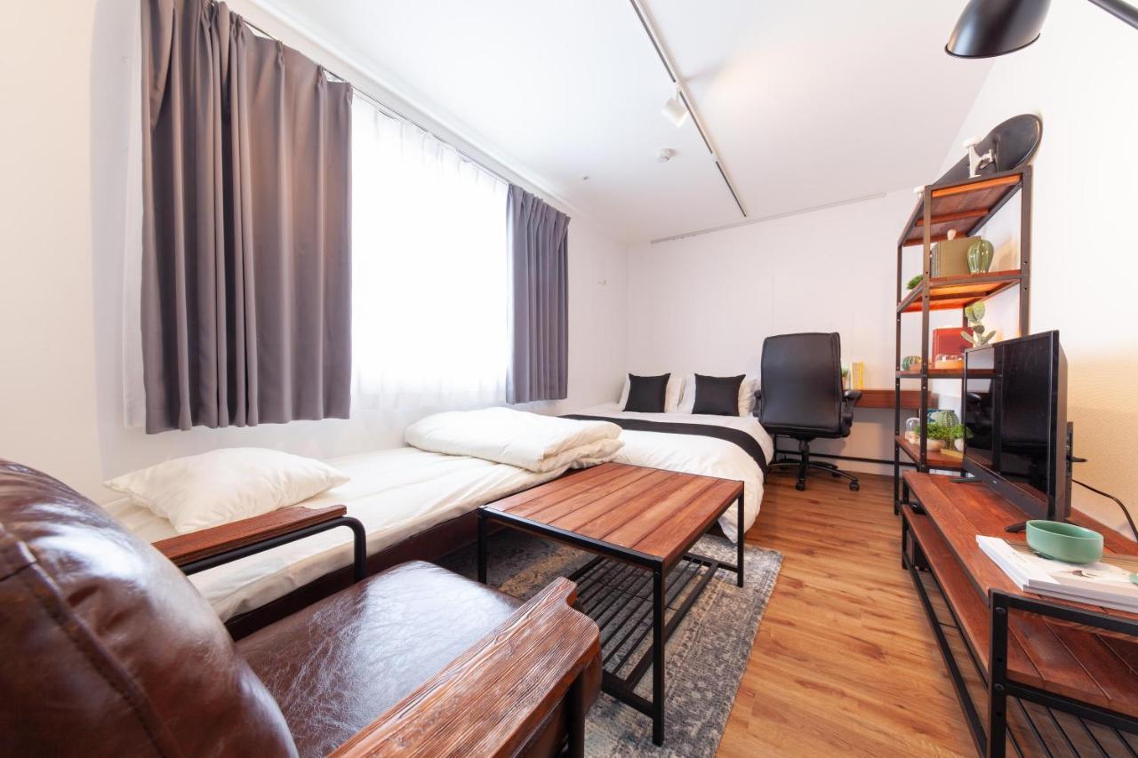 Trym Oshiage Apartment Tokyo Exterior photo